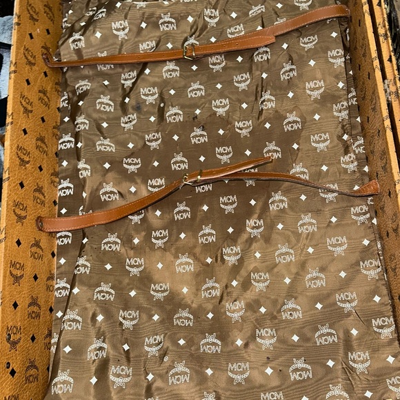 Custom Order Mcm Trunk RARE - Picture 8 of 9